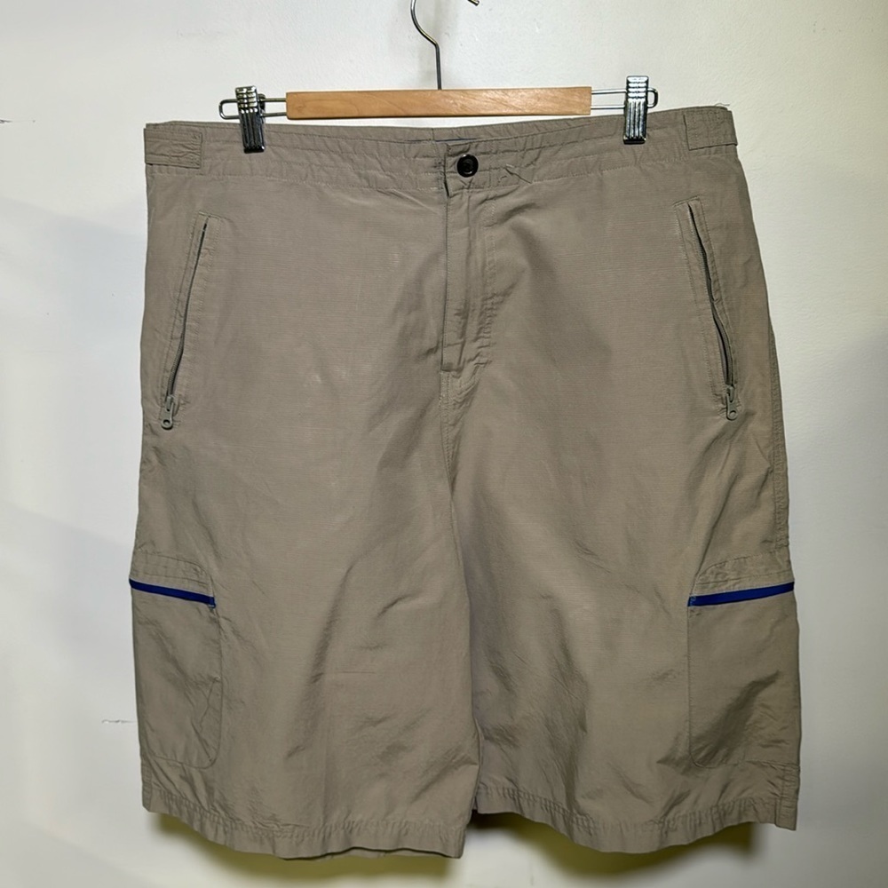 Genius Brand Men’s Golf Shorts Size 36